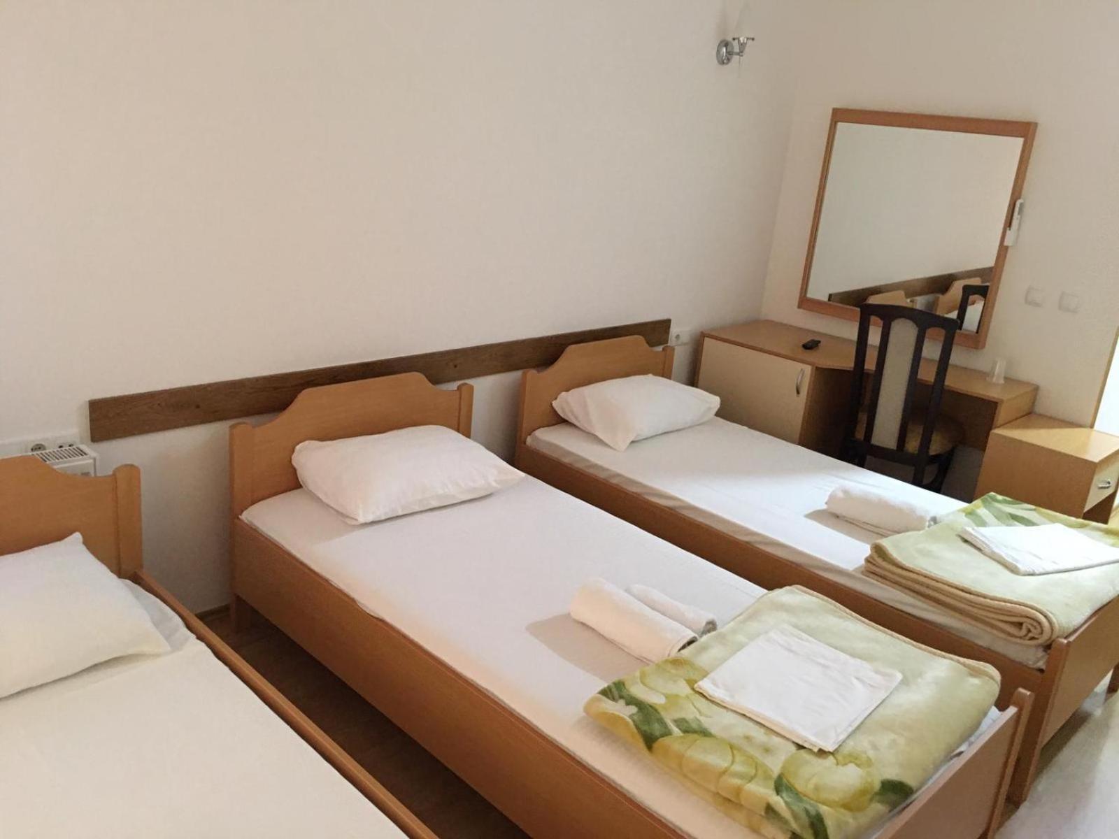Hotel Diplomat Struga Luaran gambar