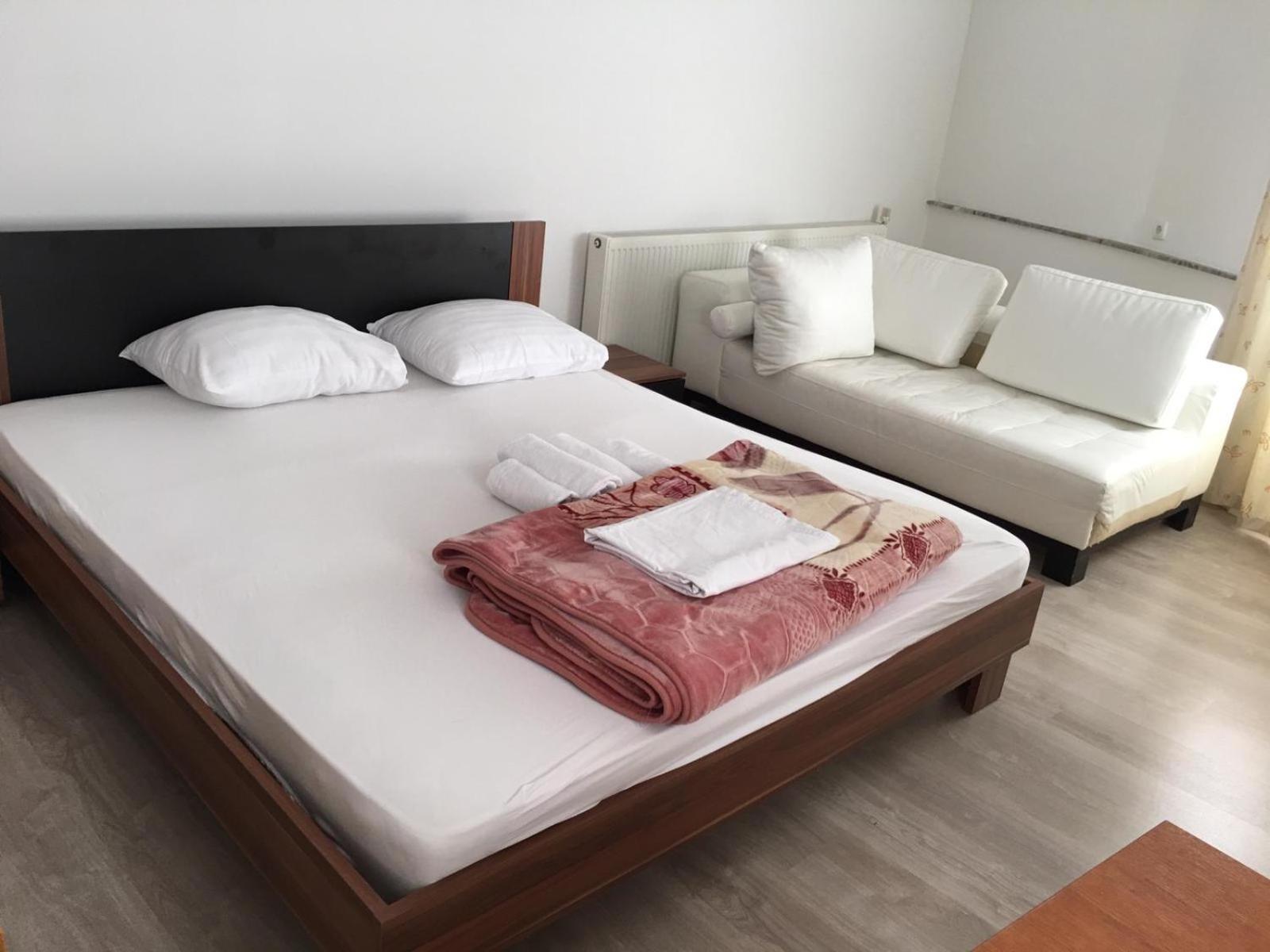 Hotel Diplomat Struga Luaran gambar